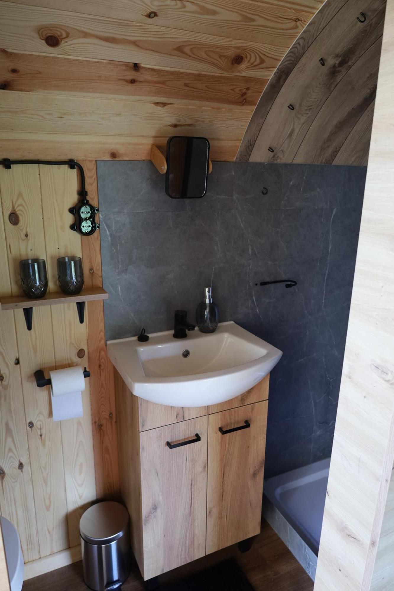 Oaza Swiety Spokoj - Domek Z Balia I Jacuzzi Rzasnik Exterior foto